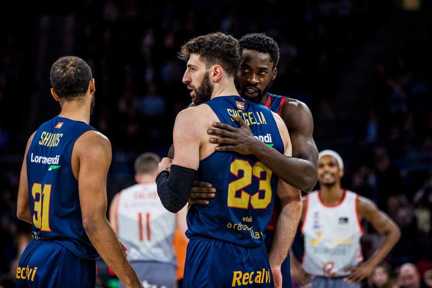 Fotos: Las mejores imágenes del Baskonia - Burgos