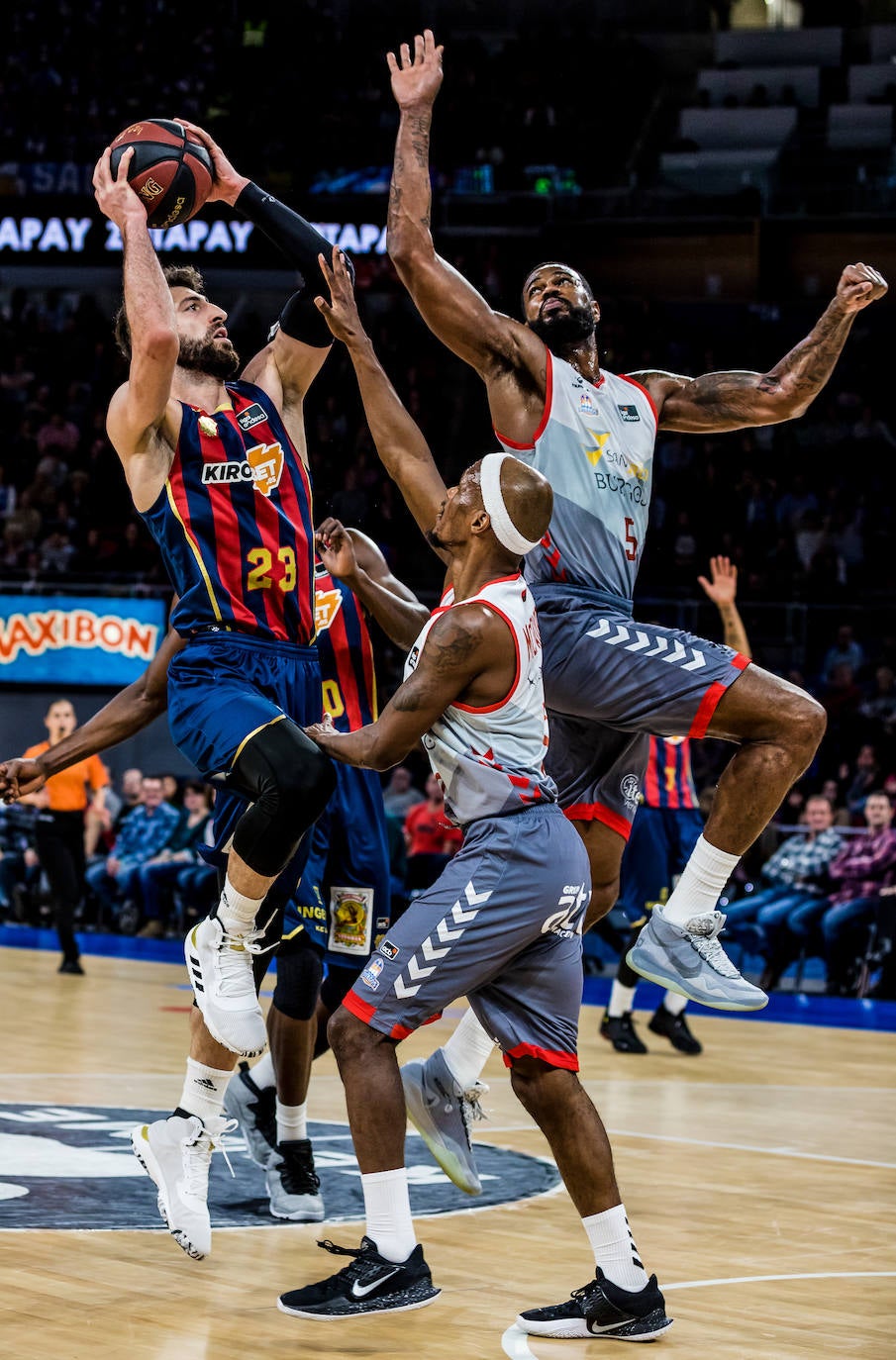 Fotos: Las mejores imágenes del Baskonia - Burgos