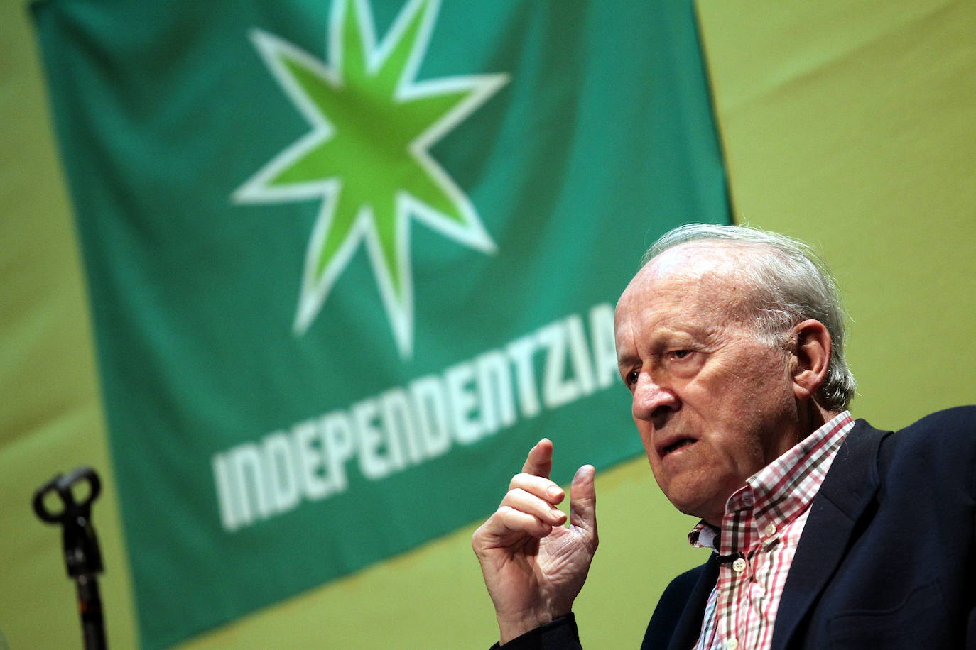 Muere Arzalluz. Xabier Arzalluz, expresidente del PNV y referente de la política vasca durante más de dos décadas, falleció el 28 de febrero a los 86 años. Personaje vehemente y controvertido, tejió pactos con el PSE, el PP de José María Aznar y la izquierda abertzale.