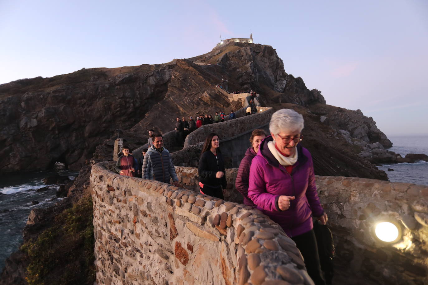 Fotos: La última misa del año en Gaztelugatxe