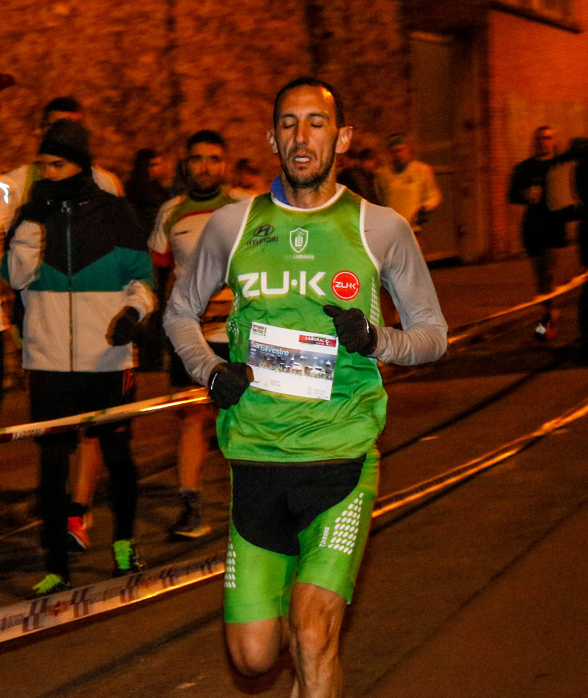 Fotos: Las fotos de la San Silvestre de Vitoria