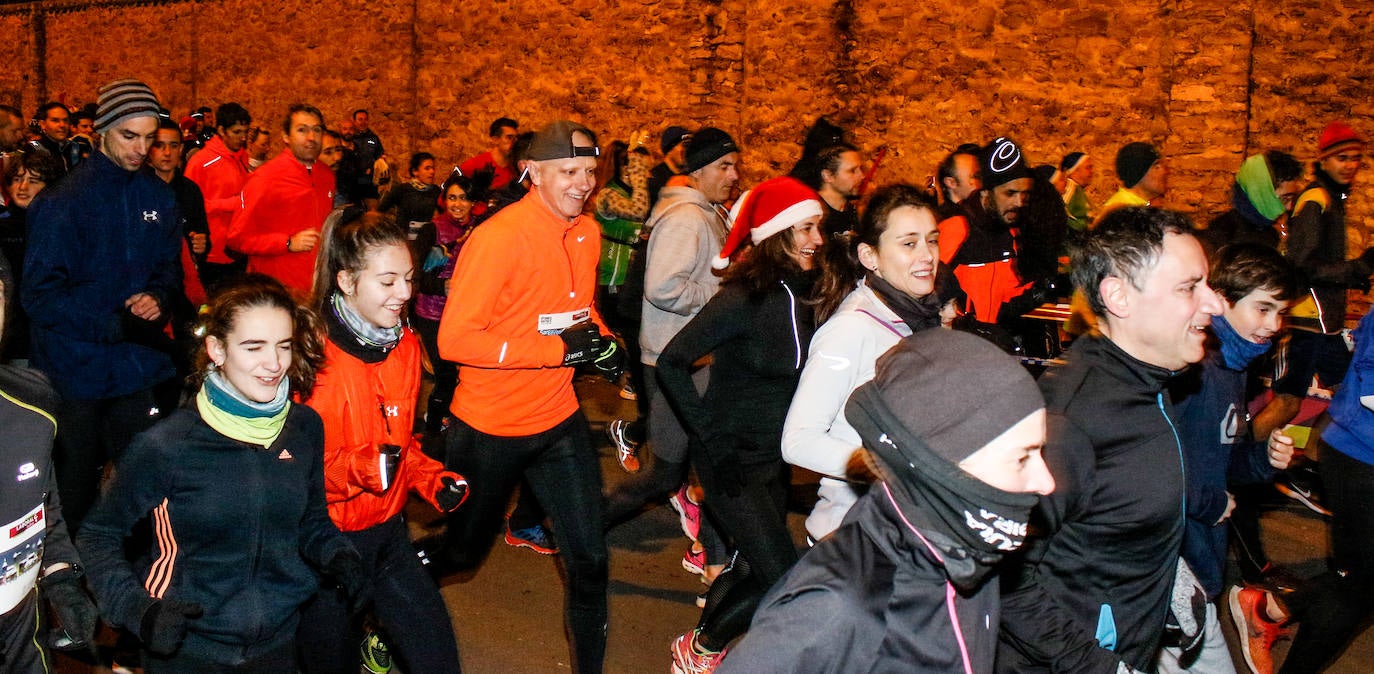 Fotos: Las fotos de la San Silvestre de Vitoria