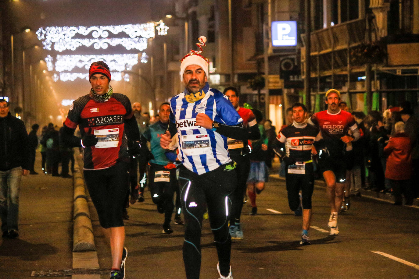 Fotos: Las fotos de la San Silvestre de Vitoria