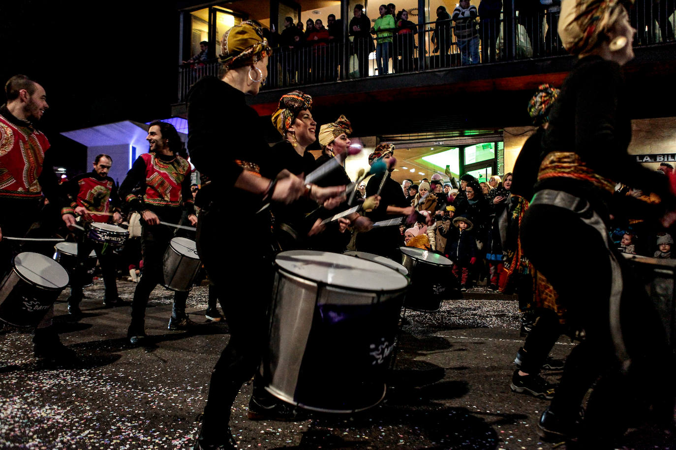 Fotos: La cabalgata de los Reyes en Vitoria, en imágenes