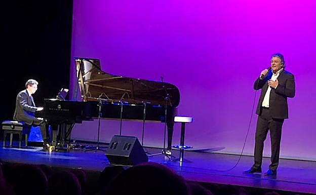 Víctor Carbajo y Francisco en 'Si Dios me quita la vida'.