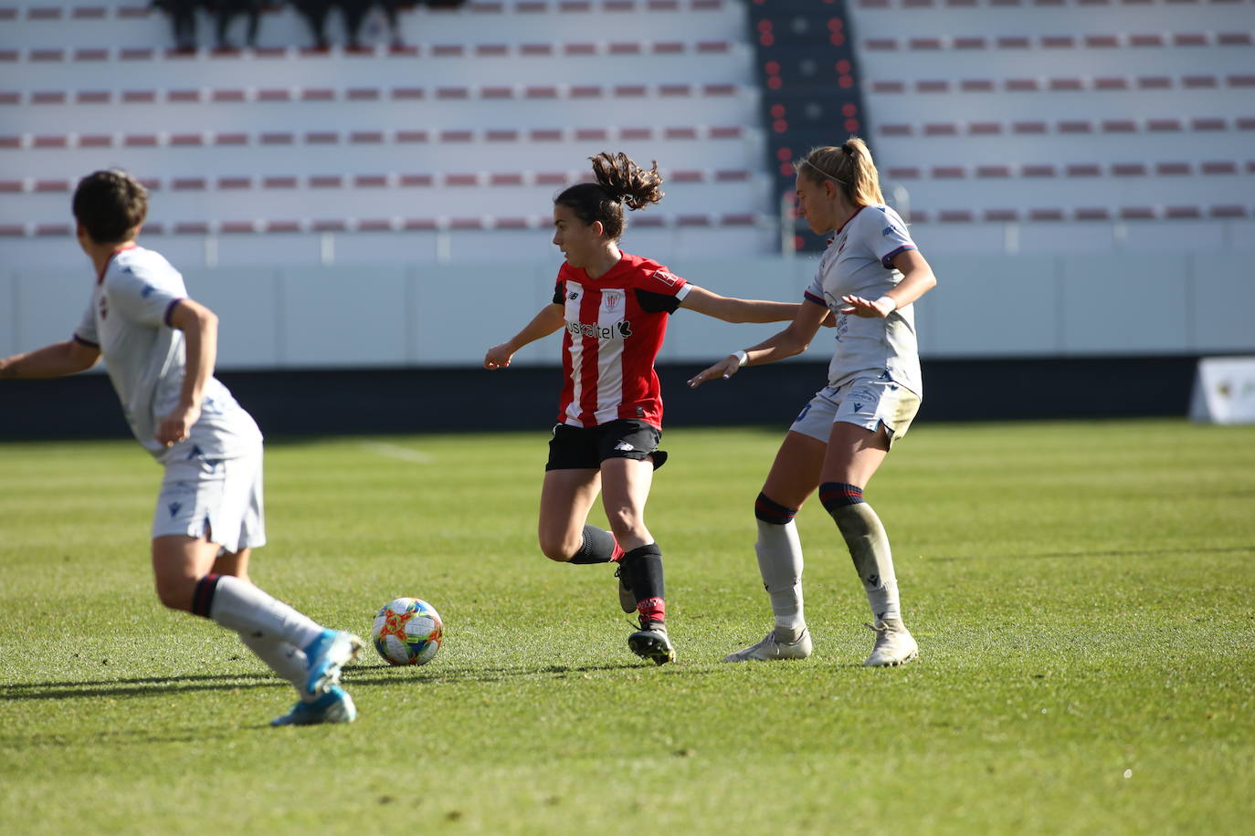 Fotos: El Athletic - Levante, en imágenes