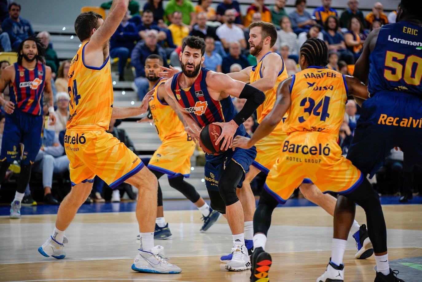 Fotos: Las mejores imágenes del Herbalife Gran Canaria - Kirolbet Baskonia