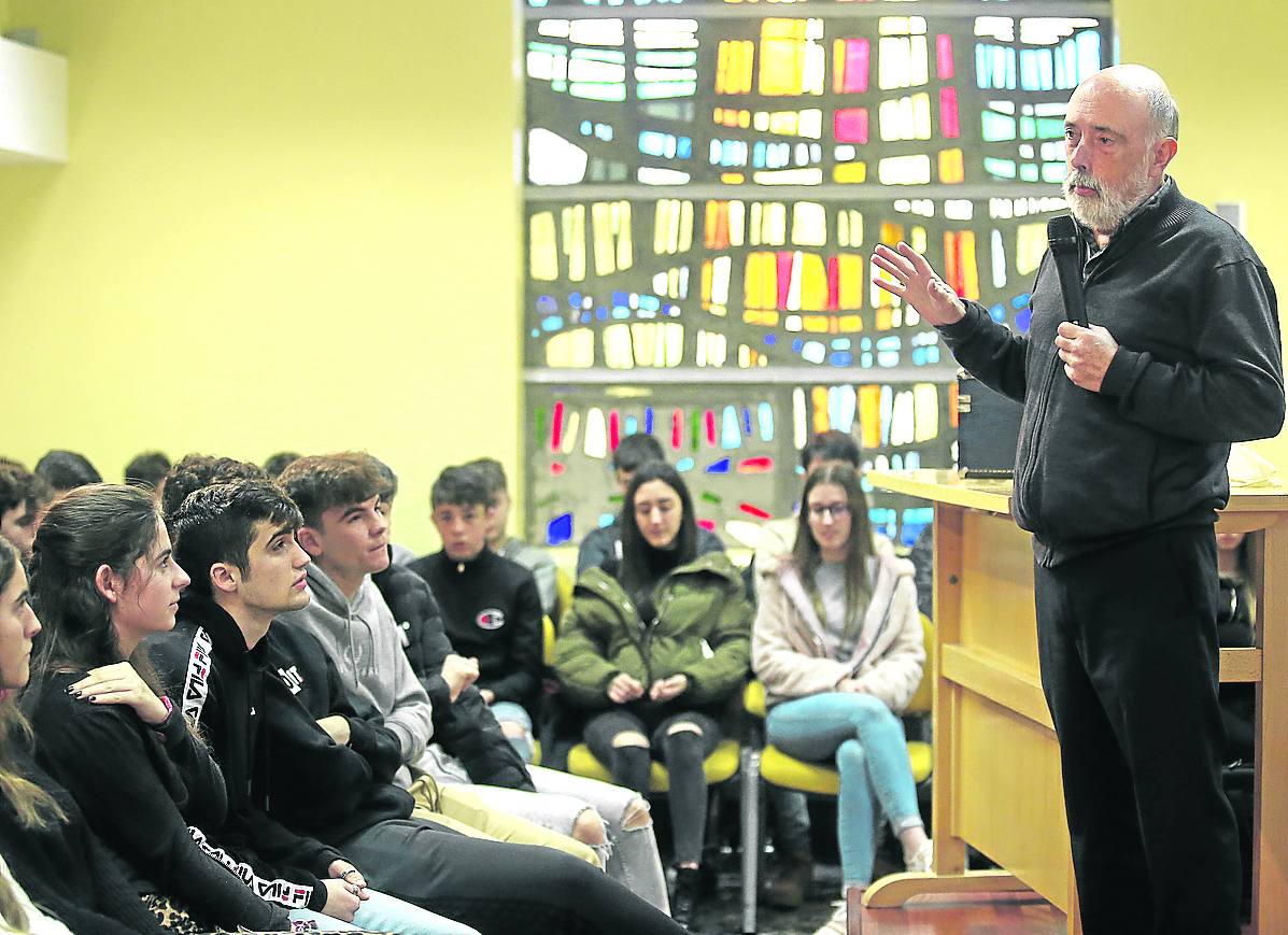 Etxeberria ofreció una charla de más de una hora en un ambiente distendido.