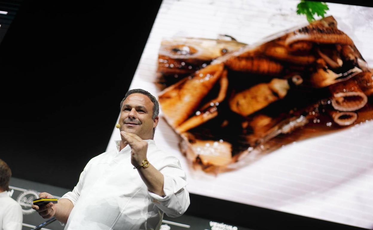 Ángel León, durante su ponencia en Madrid Fusión.