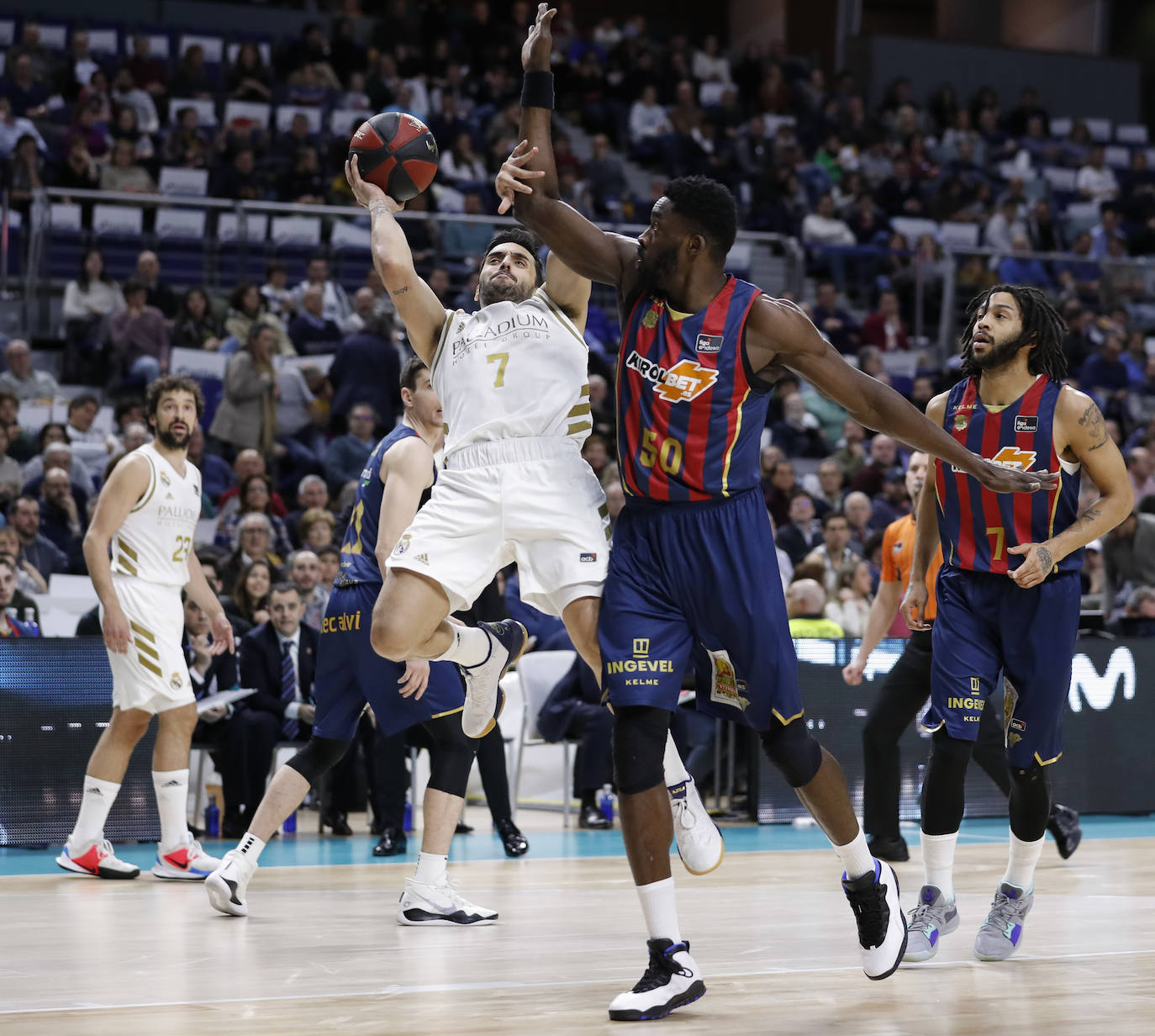 Fotos: Las fotos del Real Madrid - Baskonia