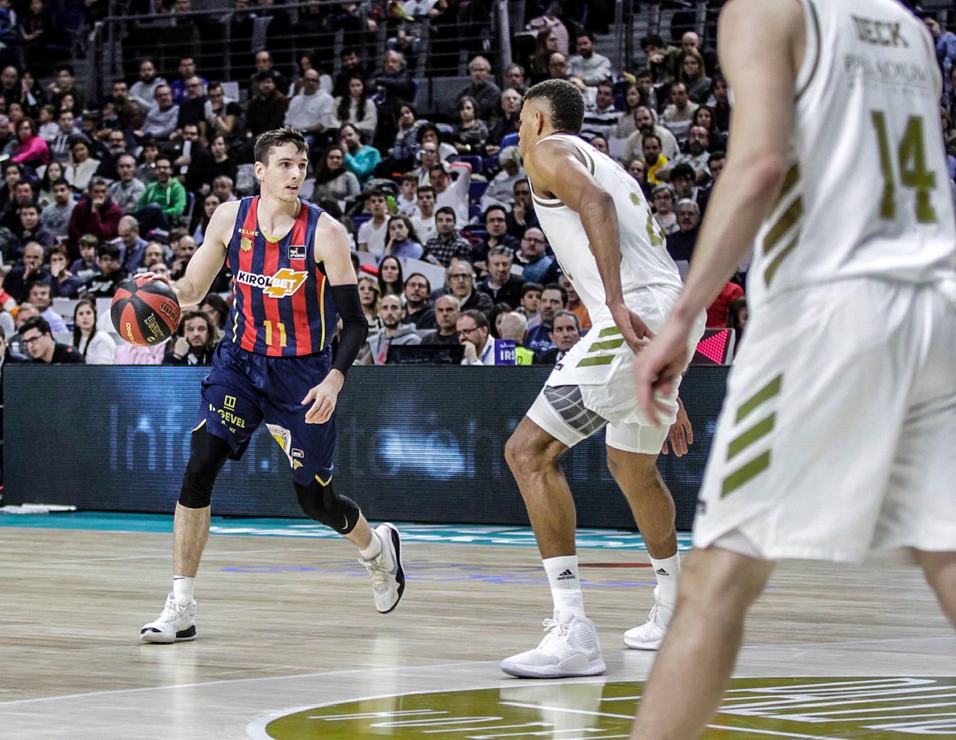 Fotos: Las fotos del Real Madrid - Baskonia