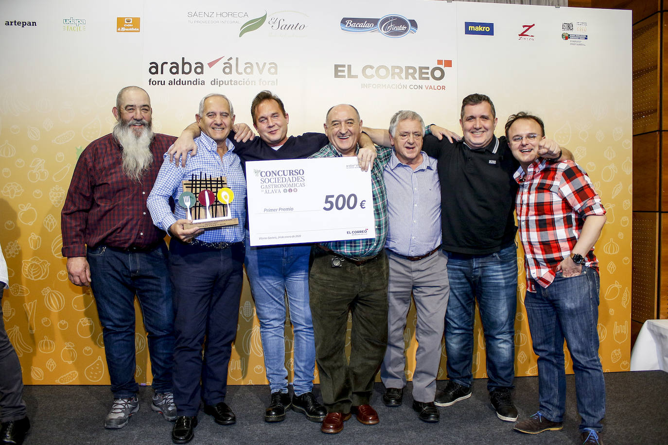Fotos: Entrega de premios del XXIII Concurso de Sociedades Gastronómicas de Álava EL CORREO