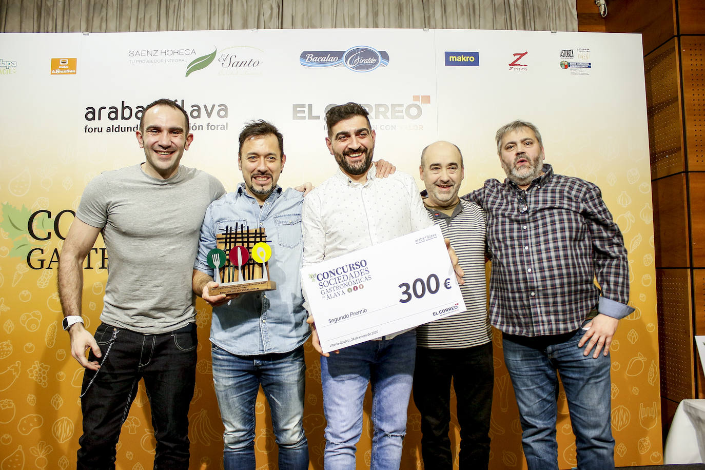 Fotos: Entrega de premios del XXIII Concurso de Sociedades Gastronómicas de Álava EL CORREO