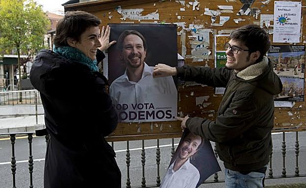 Rosa Martínez y Lander Martínez, en un acto de la campaña electoral de las generales. 