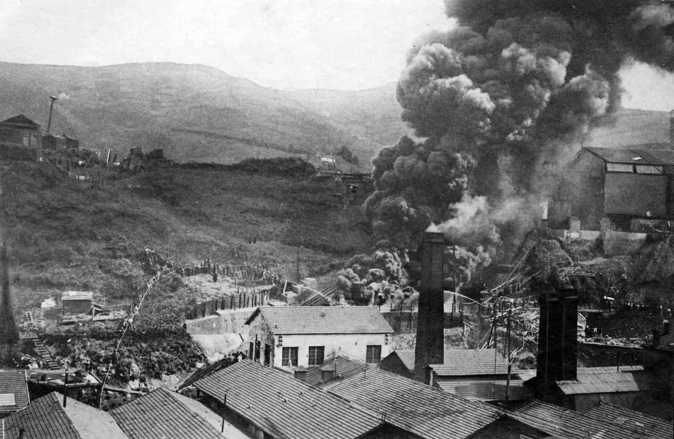 Incendio en la fábrica de clavos de Echevarría en Bilbao.