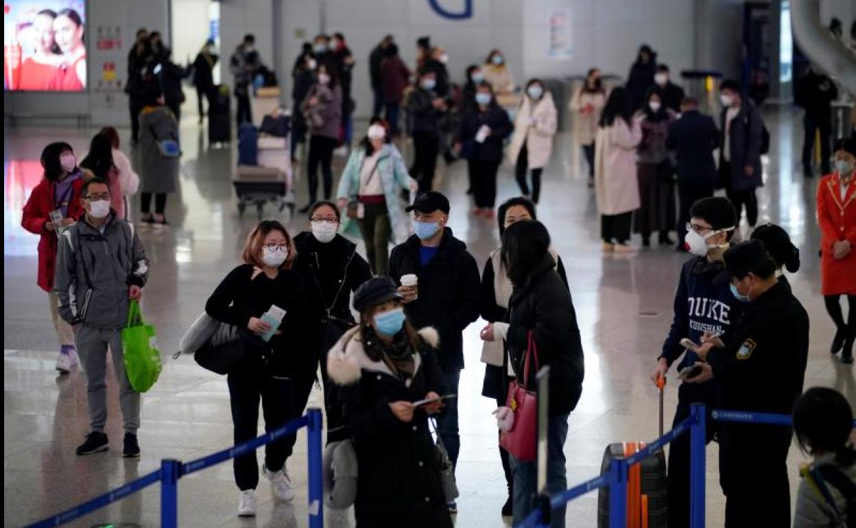 Iberia y otras tres grandes compañías europeas suspenden sus vuelos a Shaghai por el coronavirus