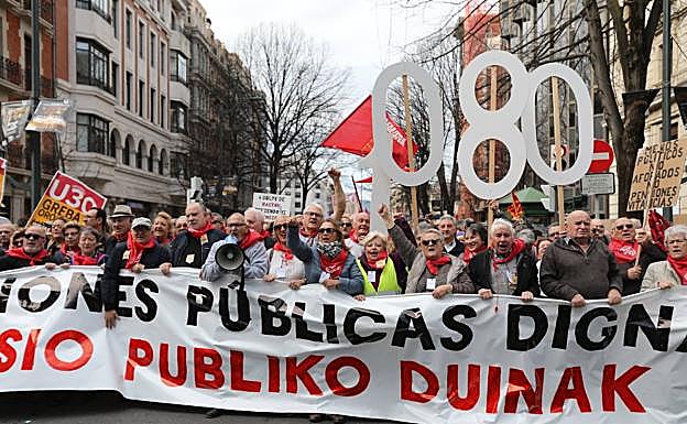 Las marchas no han logrado ser tan multitudinarias como la de los pensionistas.