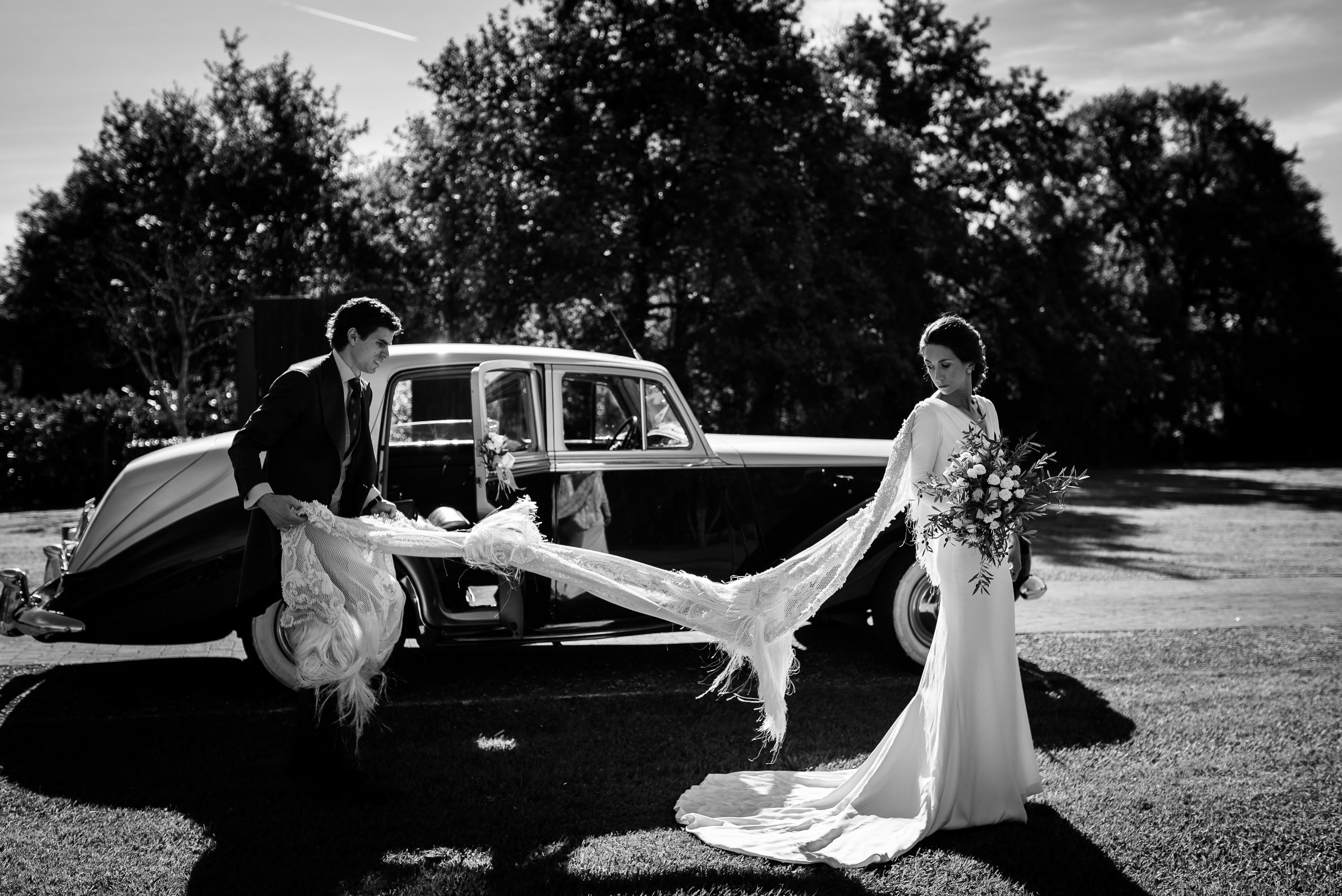 Fotos: La novia vitoriana del vestido viral que se casó en el Castillo de Arteaga