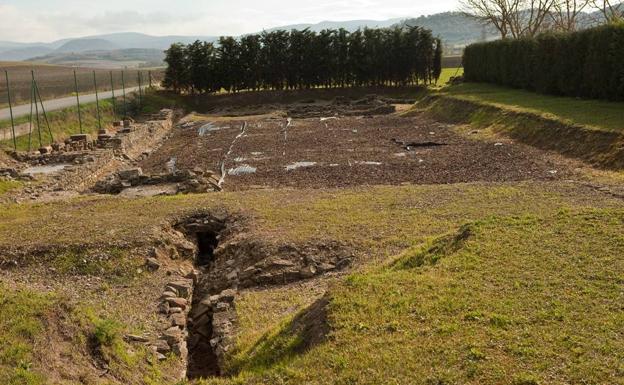 Restos de las termas de Arkaia. 