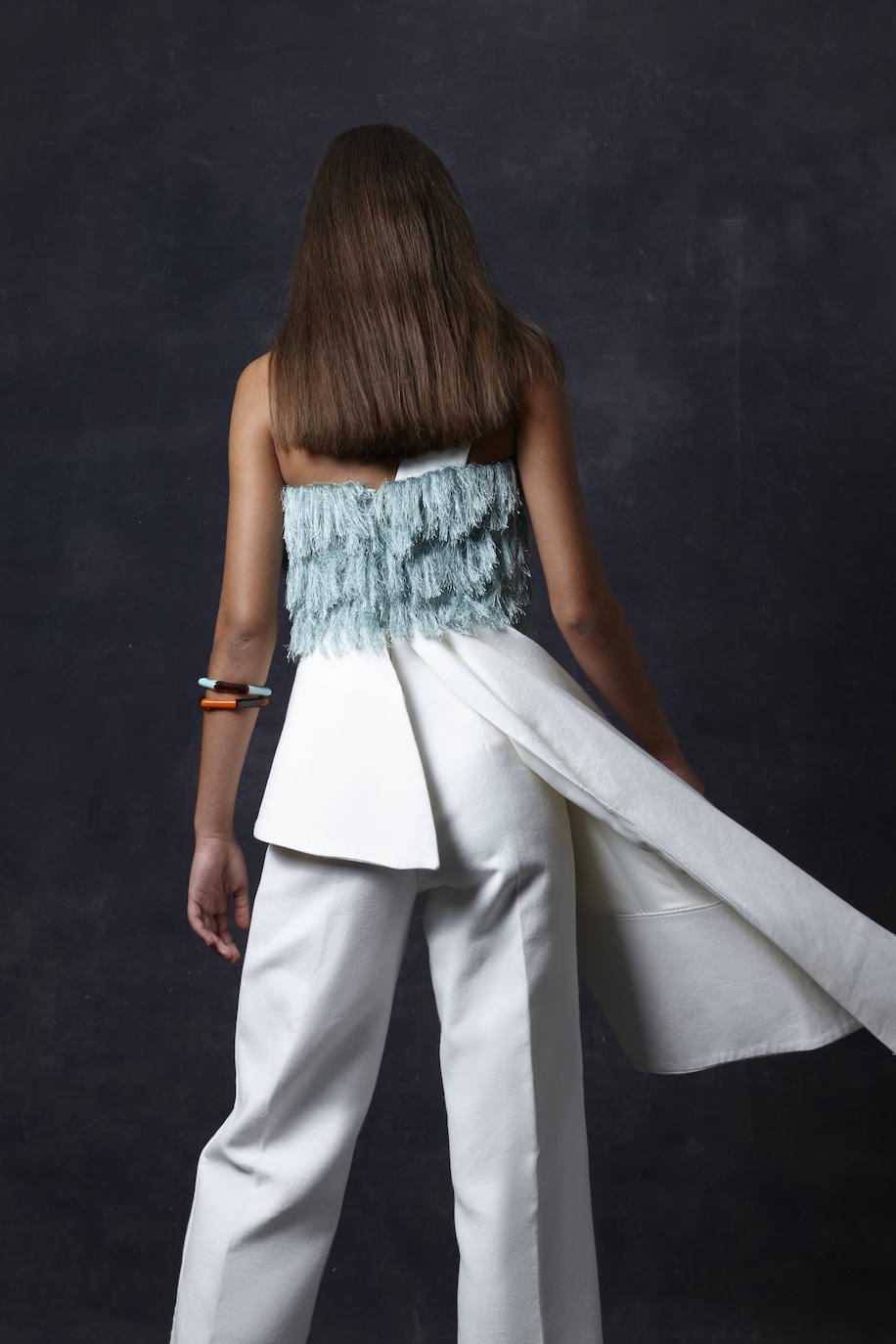 Fotos: Eder Aurre, seleccionado entre 152 diseñadores para vender sus creaciones en Milán