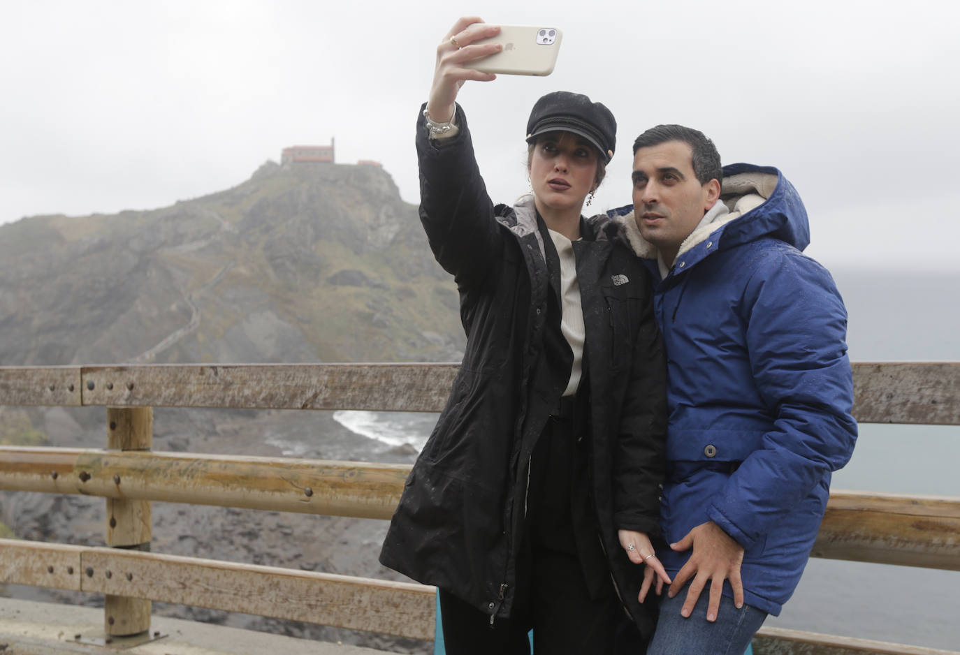 Fotos: Excursión a San Juan de Gaztelugatxe tras anunciarse que se regularán las visitas