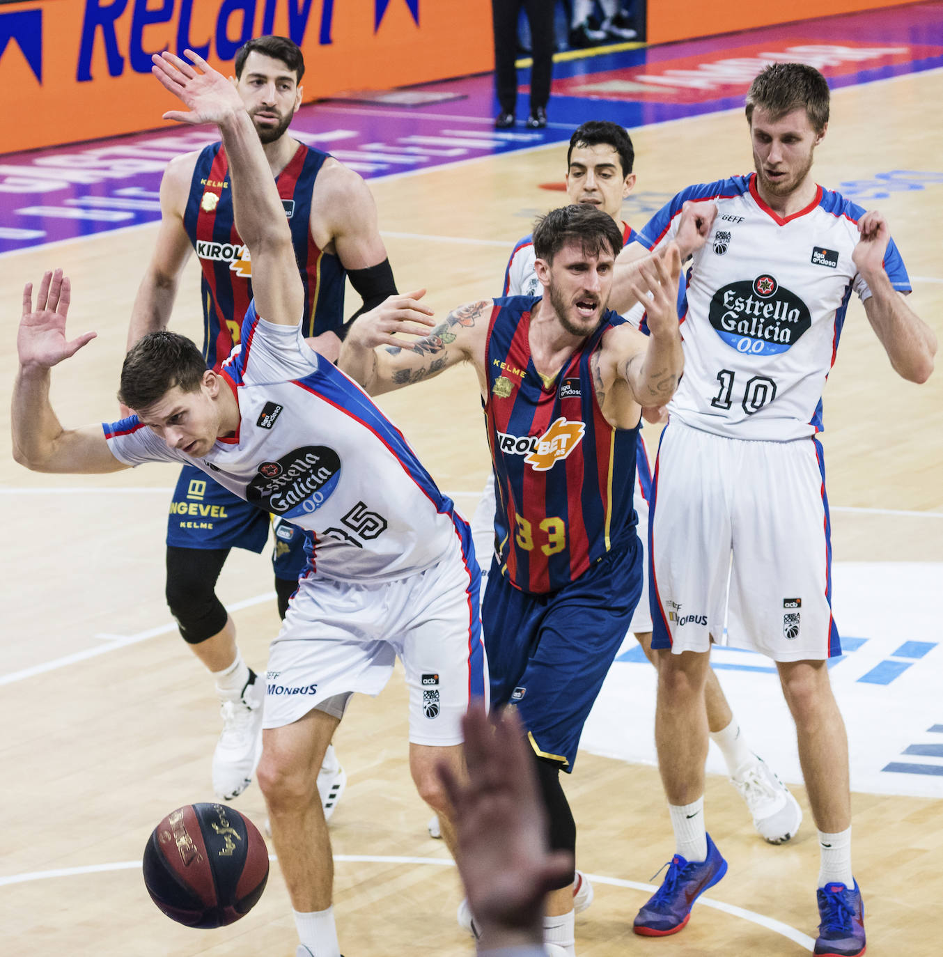 Fotos: Las fotos del Baskonia- Obradoiro