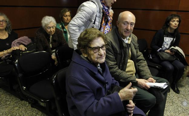 Suspensión del juicio por los robos que sufrió Vitori en su casa de Portugalete, presuntamente por la familia que la ocupó ilegalmente 