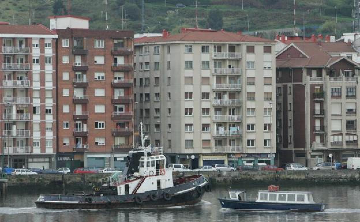 Erandio legaliza 18 terrazas de bares por recomendación del Ararteko