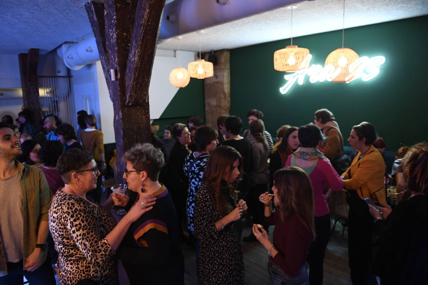 Fotos: Las mujeres de Bilbao se apuntan al &#039;sí, me quiero&#039;