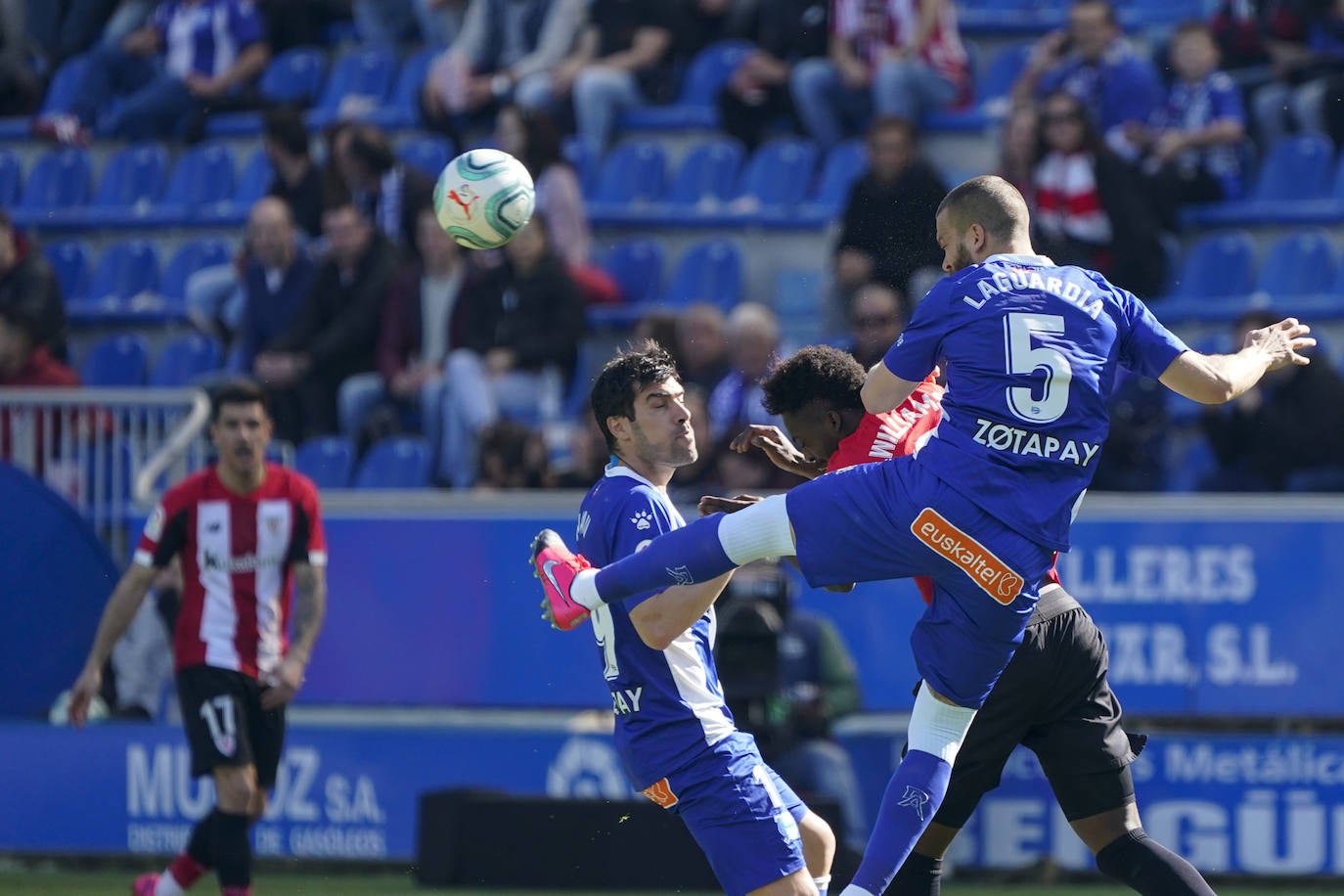 Fotos: Las mejores imágenes del Alavés - Athletic