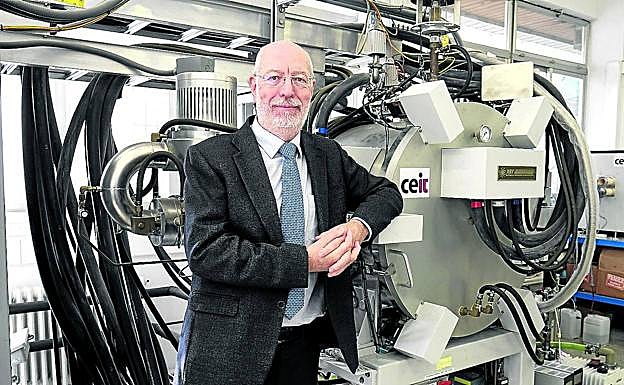 José María Rodríguez Ibabe, presidente del CEIT, en las instalaciones del centro tecnológico ubicadas en el campus de Ibaeta.