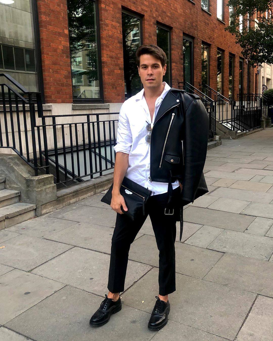 Algunos de los 'looks' que el joven muestra en su perfil de Instagram