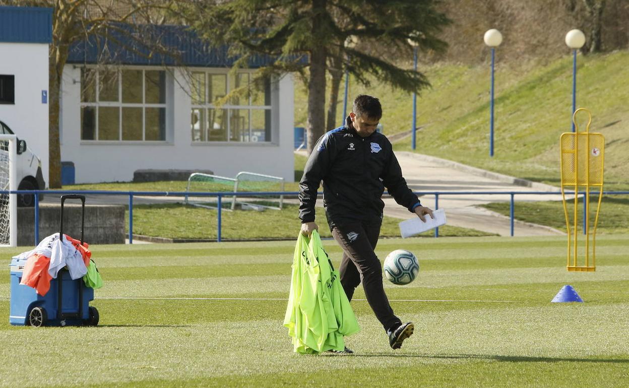 Asier Garitano, en el último entrenamiento antes de partir hacia Leganés. 