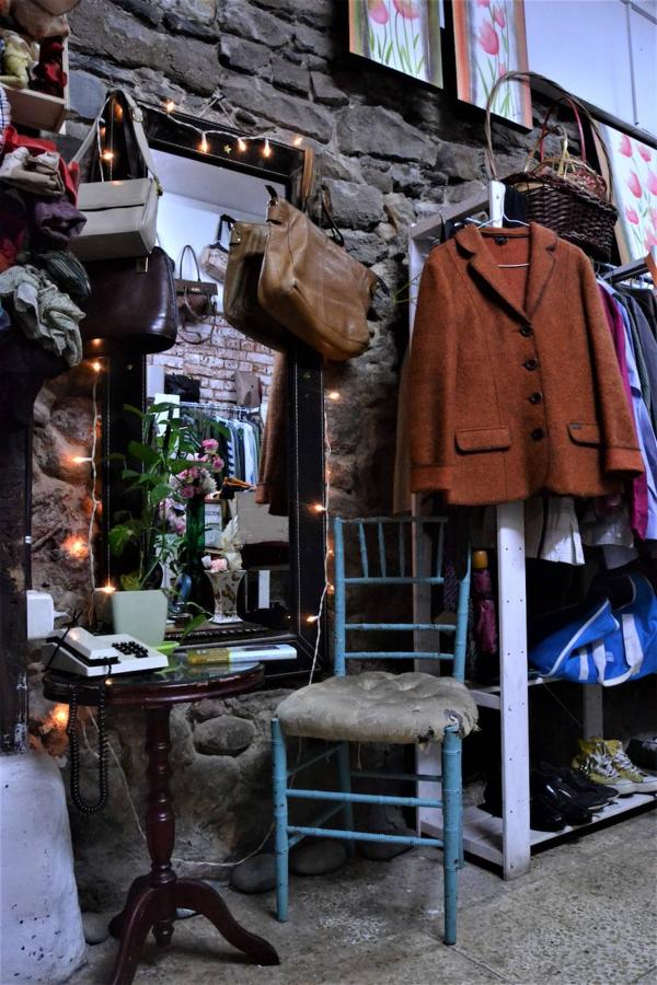 Hasiberriro Denda Solidarioa, en Barrenkale. 