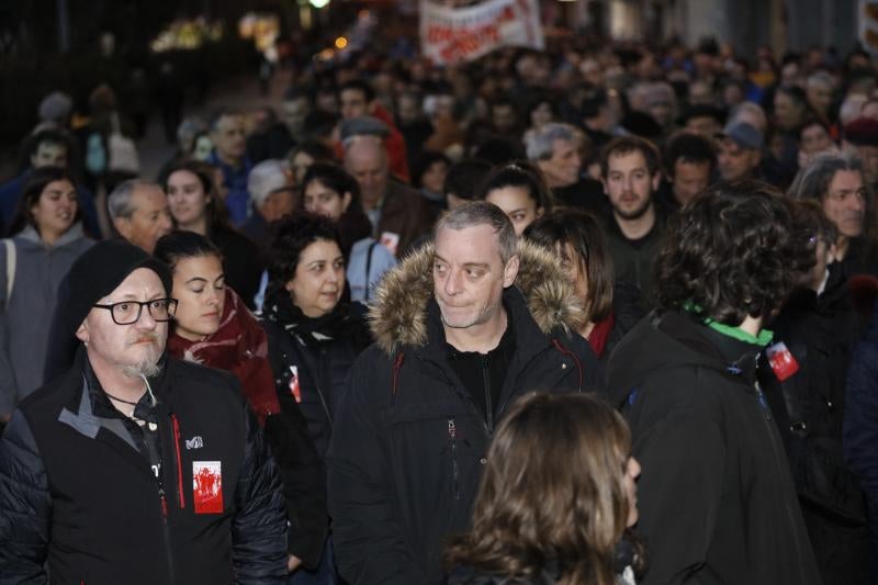 Fotos: Vitoria recuerda a las víctimas del 3 de marzo