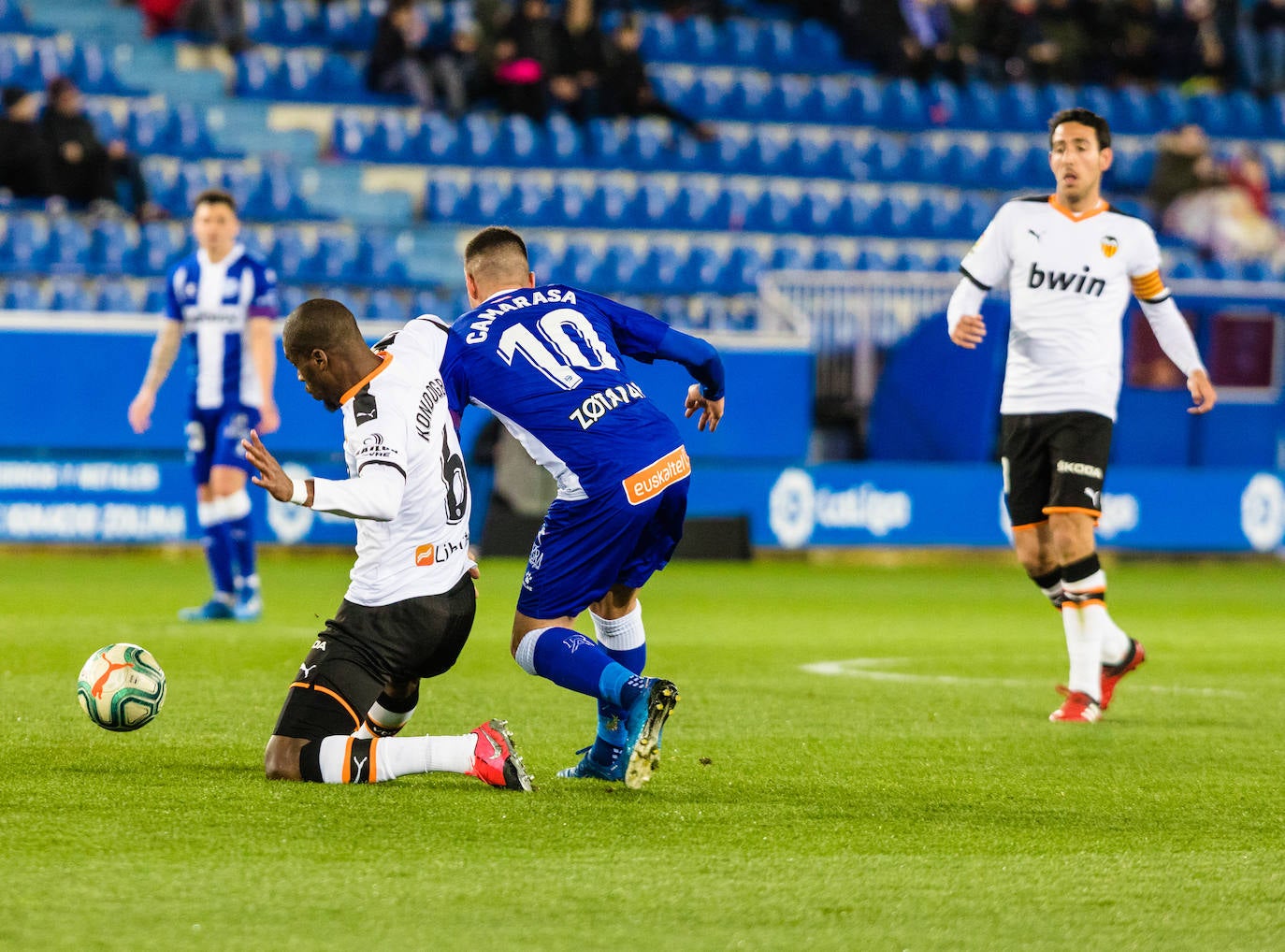 Fotos: Las fotos del Alavés - Valencia