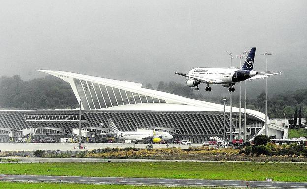 Madrid es el principal destino para el aeródromo vizcaíno.