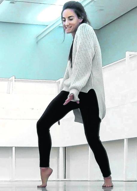 Imagen - La alavesa María Munain, en plena sesión de danza.