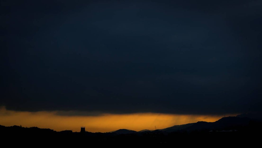 Vista del amanecer este viernes en el monte Zorroaga de San Sebastián