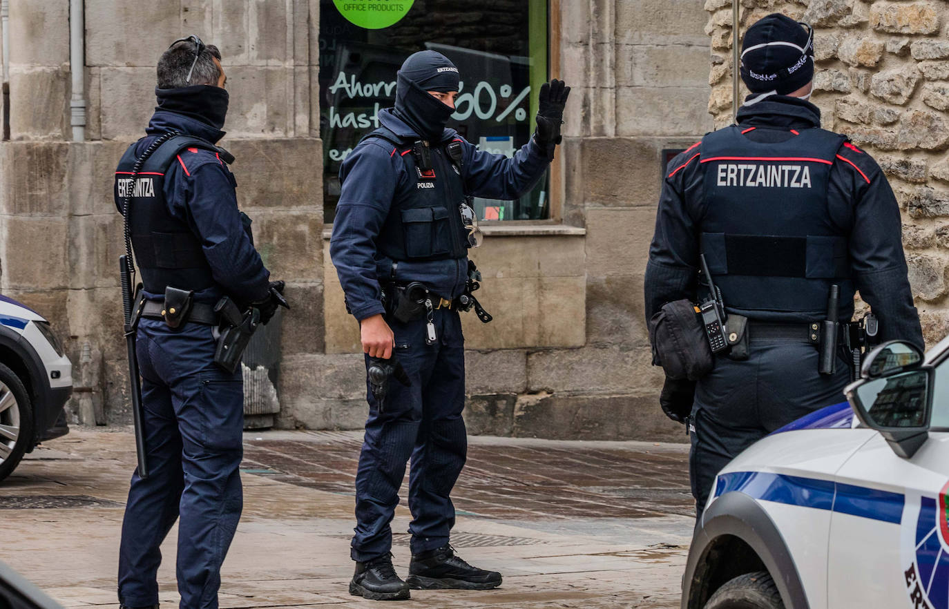 Un delincuente común, primer alavés que va a la cárcel por saltarse la  cuarentena | El Correo