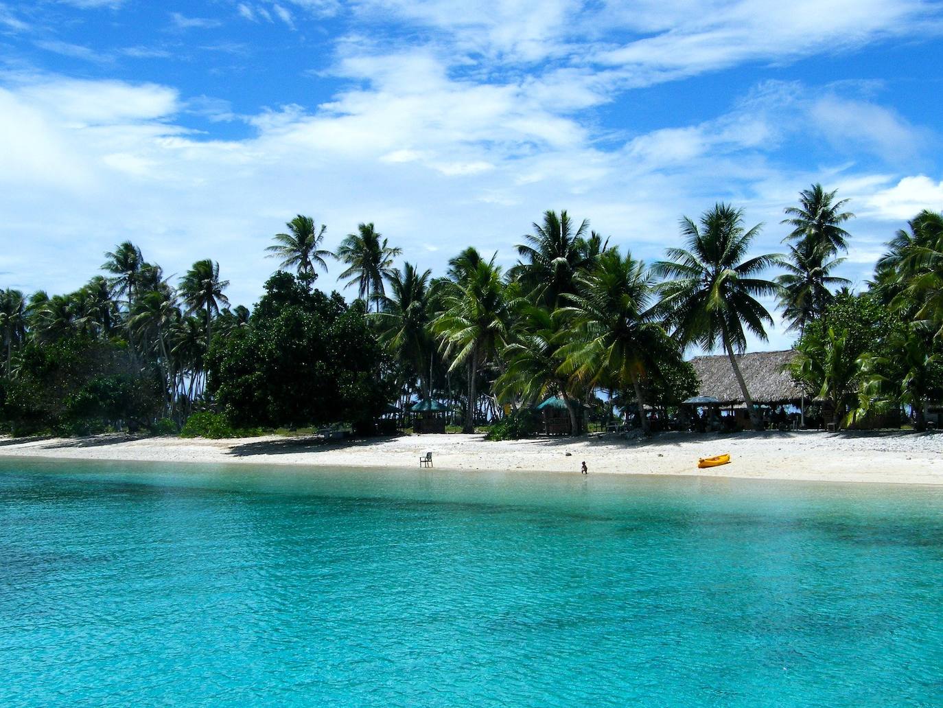 Islas Marshall | Oficialmente, la República de las Islas Marshall es un país insular ubicado en el océano Pacífico, en la región de Micronesia. Formó parte del Territorio en Fideicomiso de las Islas del Pacífico y estuvo bajo la administración de los Estados Unidos. Habitan 53.000 personas. 