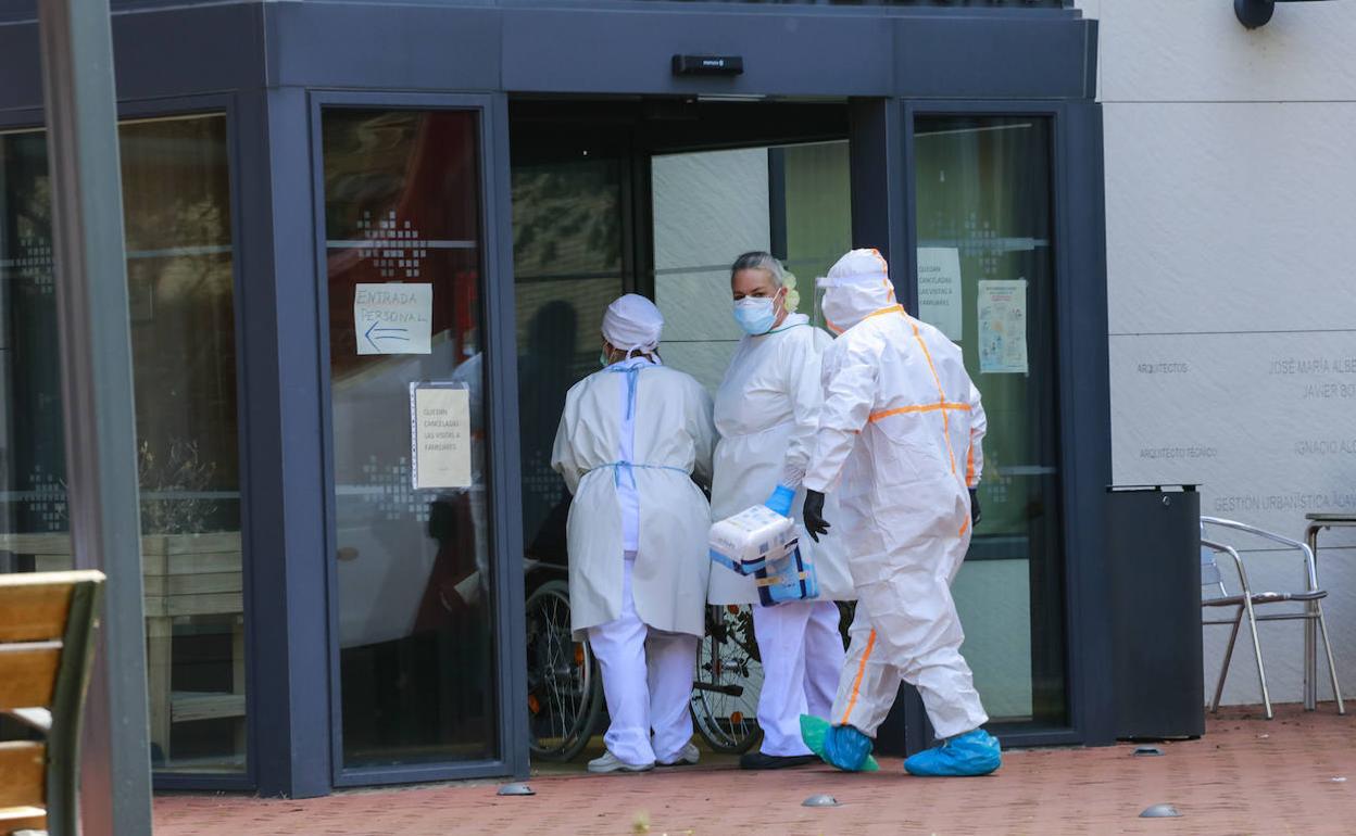 Las residencias de mayores recibirán mascarillas por parte de la Diputación. 