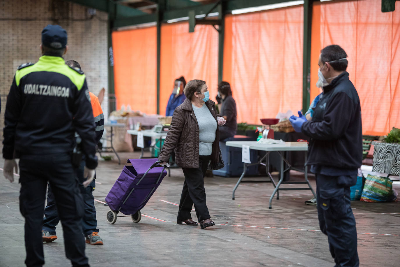 Fotos: Vuelve el mercado de los lunes de Gernika