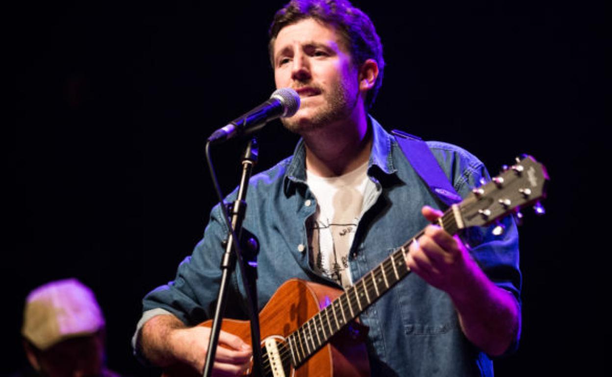 Josu Bergara, kontzeru batean.