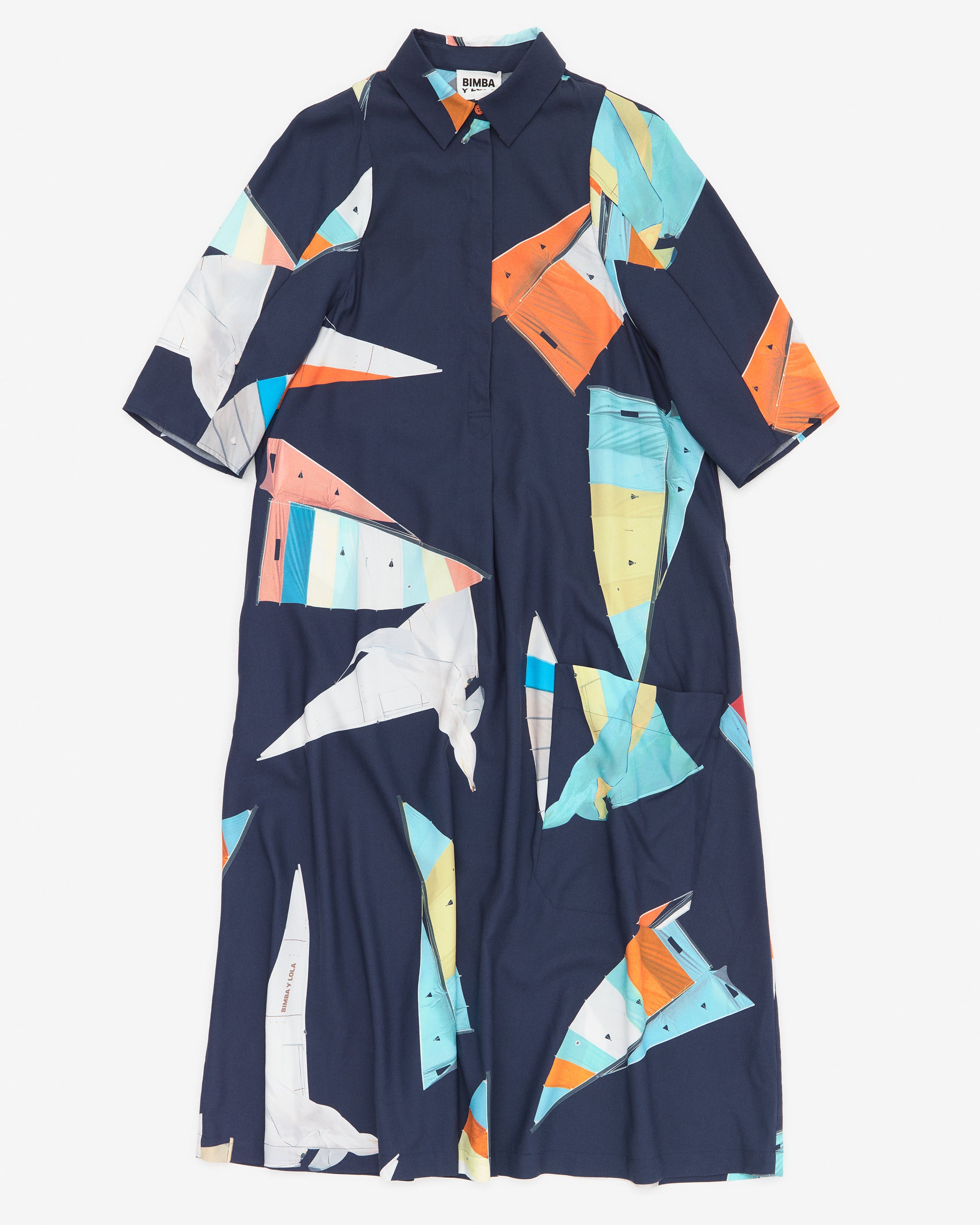 Vestido estampado, de Bimba & Lola (195 euros).