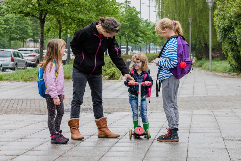 Fotos: Más de 48.000 niños alaveses ya pueden salir a la calle