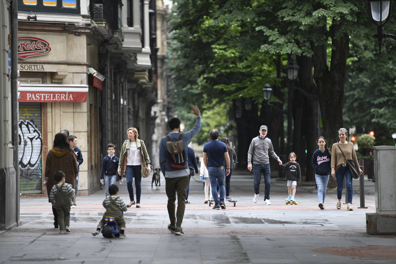 La Gran Vía sirvió para saludar a amigos.