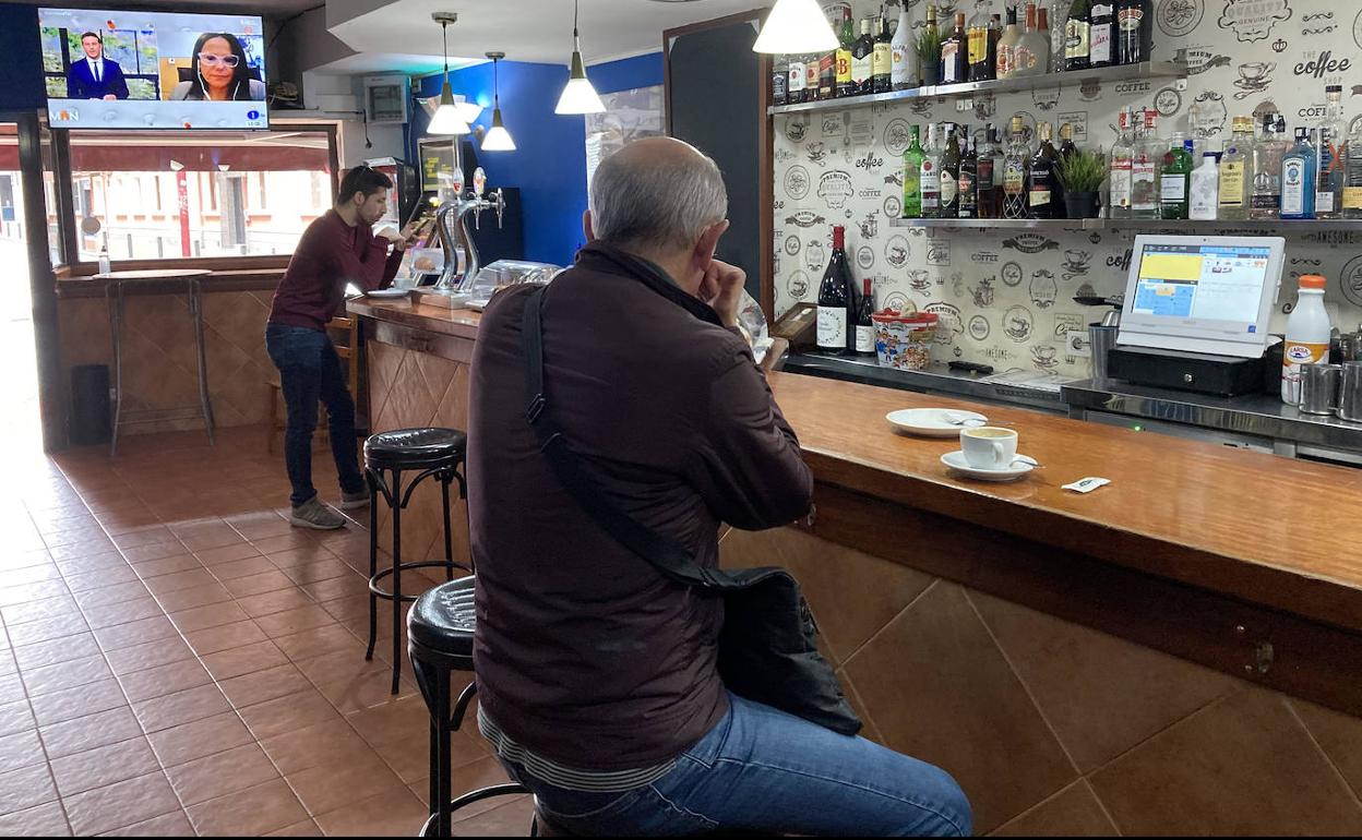 La luz entra en la Katakumba de Lutxana