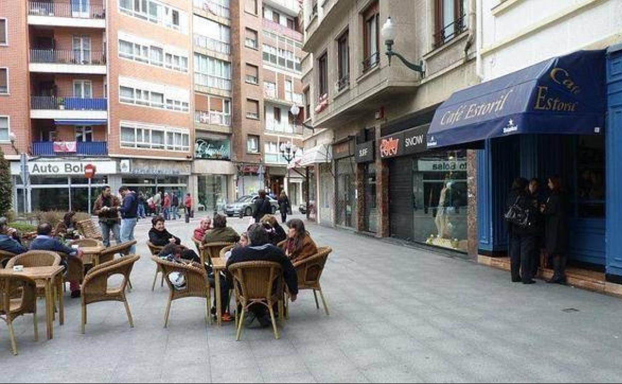 Sabrosos pintxos en el Estoril