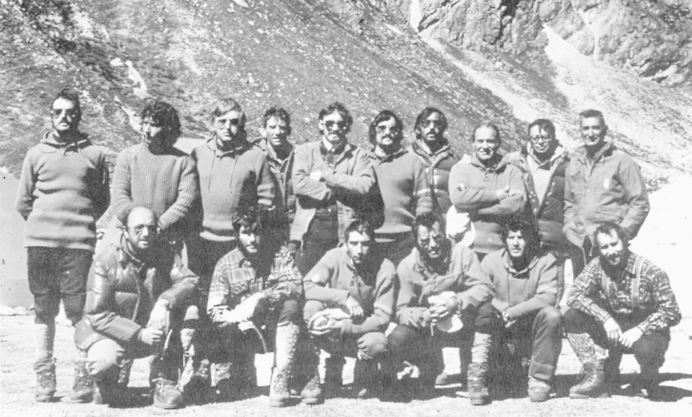 Los 16 miembros de la expedición.